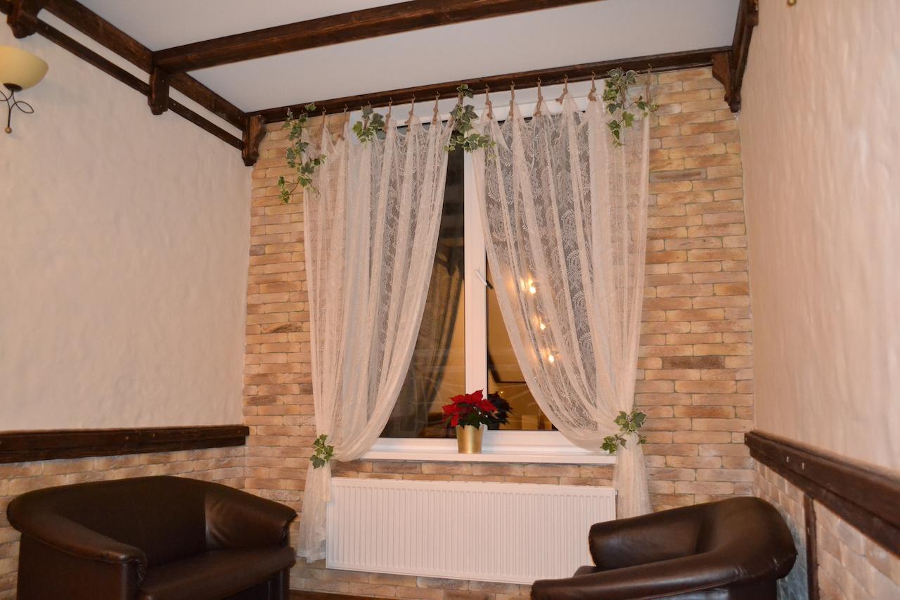 Zolota Forel Hotel Korostov Extérieur photo