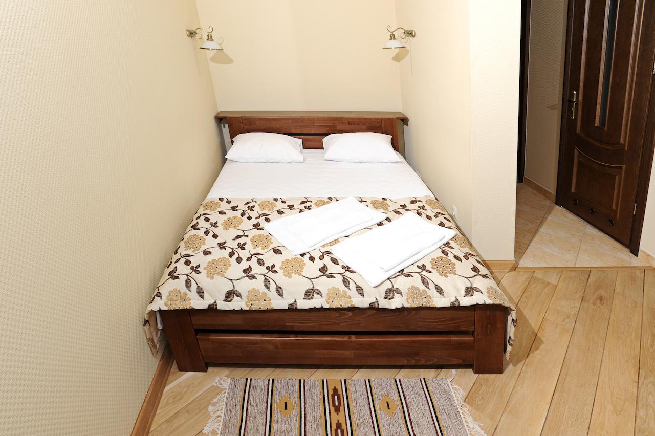 Zolota Forel Hotel Korostov Chambre photo