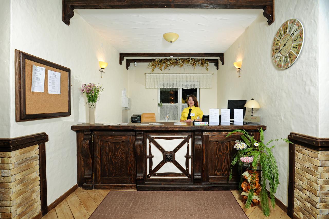Zolota Forel Hotel Korostov Extérieur photo