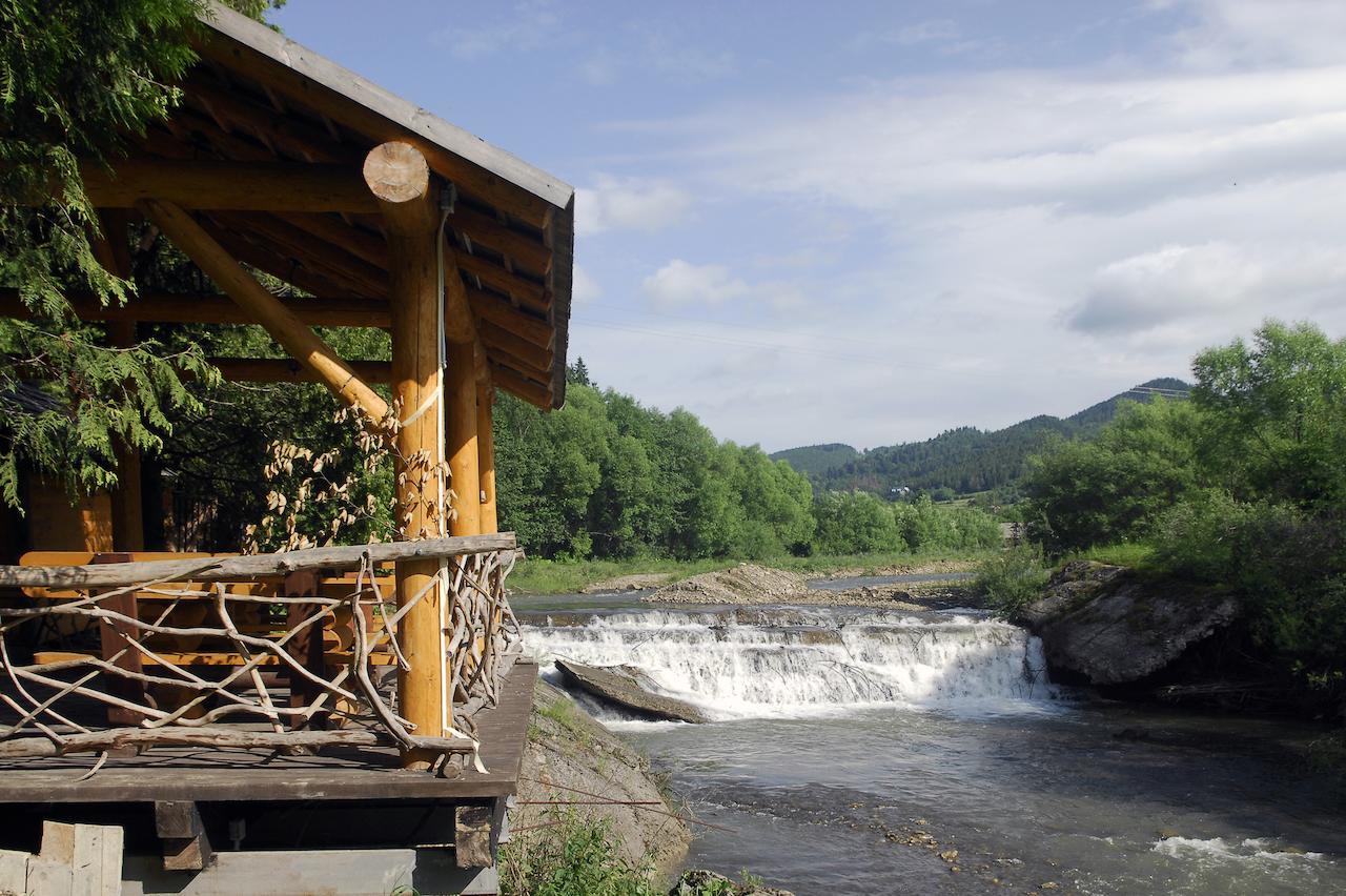 Zolota Forel Hotel Korostov Extérieur photo